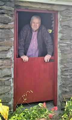 Larry McMahon at home